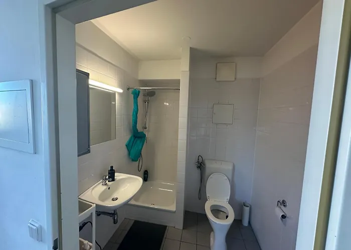 Cozy Bright Penthouse Close To U1 And U6 Metros Διαμέρισμα